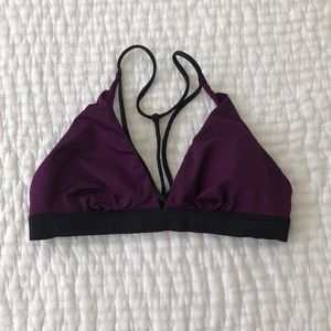 Victoria Sport strapy sports bra